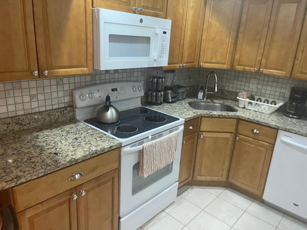 Comfy Basement Home 2 Bdrm1Den 3Queen Beds 华盛顿哥伦比亚 外观 照片