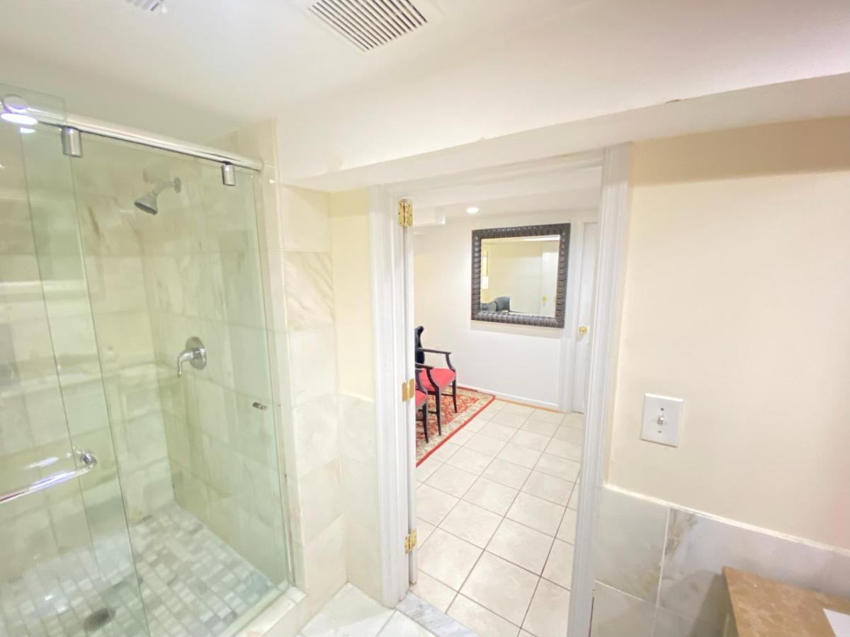 Comfy Basement Home 2 Bdrm1Den 3Queen Beds 华盛顿哥伦比亚 外观 照片