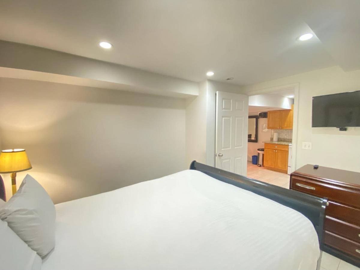 Comfy Basement Home 2 Bdrm1Den 3Queen Beds 华盛顿哥伦比亚 外观 照片